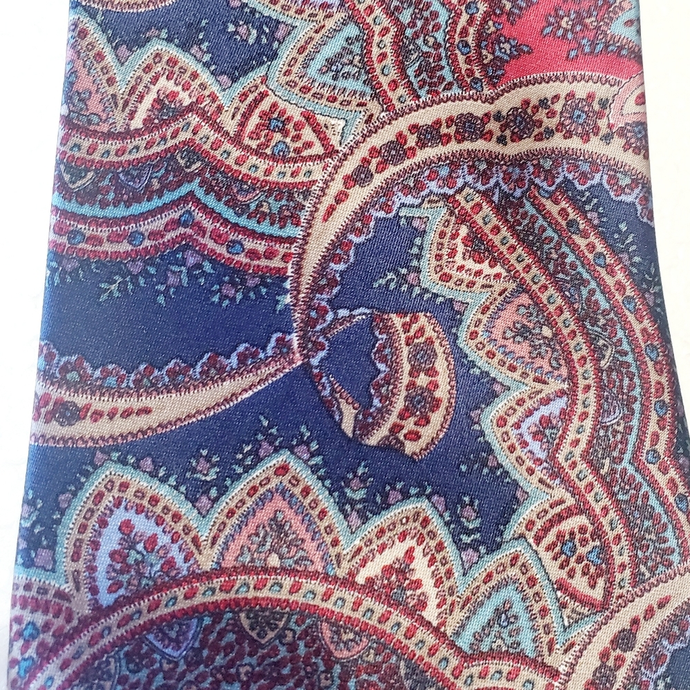 Vintage Christian Dior All Silk Blue Tie WPL 125. - Picture 9 of 10